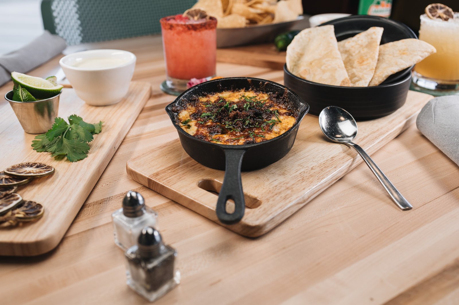 Queso Flameado